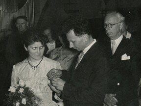 Svatba s Blankou Bašusovou v Praze, 1959 (Z. Pokorný)