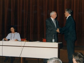 Podruhé zvolen starostou, 1994 (Z. Pokorný)