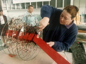 Na symposiu plochého skla v Teplicích, 1993 (A. Jankovcová)