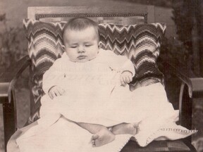 Na zahrádce domu v Horním Růžodole v ulici U Potůčku (J. Švihla)