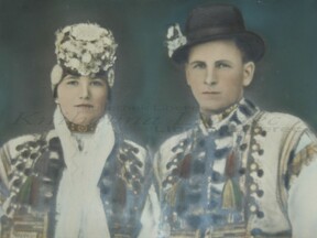 Svatební kolorovaný snímek ze svatby v Jasině (O. Ihnatová)