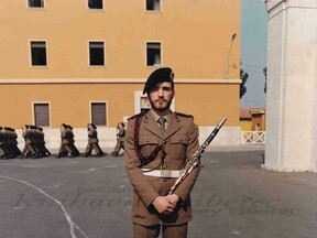 Při základní vojenské službě v italské armádě (G. Sanvito)