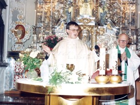 Stanislav Přibyl při primici 1996 na Svaté Hoře (S. Přibyl)