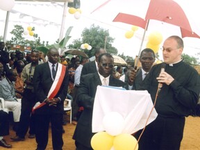 Při jedné z cest do Ugandy 2006 (S. Přibyl)