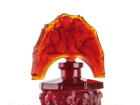 Flakon na parfémy z kolekce Letní noc – sklovina rubín (R. Halama)