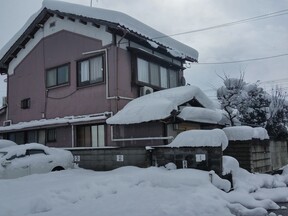 Dům, ve kterém rodina Václava Řezáče bydlela během pobytu v Japonsku (V. Řezáč)