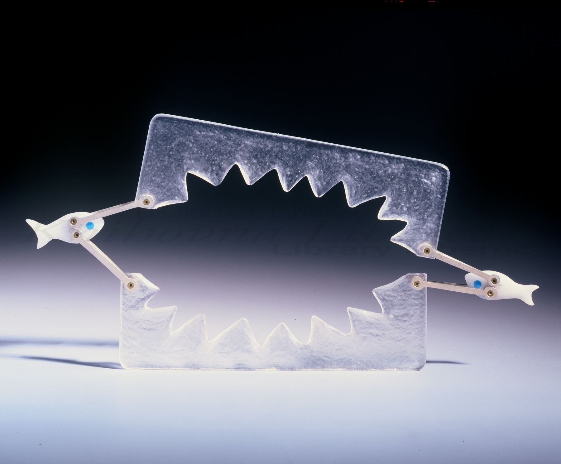 Karty – reflexe na pobyt v USA, 1996 (L. Šikolová)