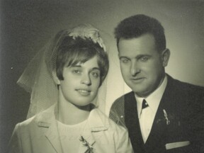 Novomanželé Rudolf a Petra Haisovi, 1967 (R. Hais)