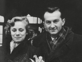 Svatba rodičů Vladimíra a Zlaty Berglových, 1953 (V. Jakouběová)