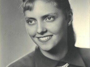 Maturitní snímek, 1959 (V. Vohlídalová)