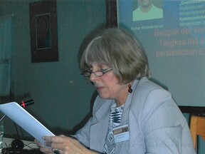 Na konferenci o menšinách v maďarském Pécsi, kolem 1999 (V. Vohlídalová)